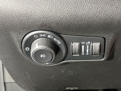 Used 2022 Jeep Compass Limited AWD/4WD image 10