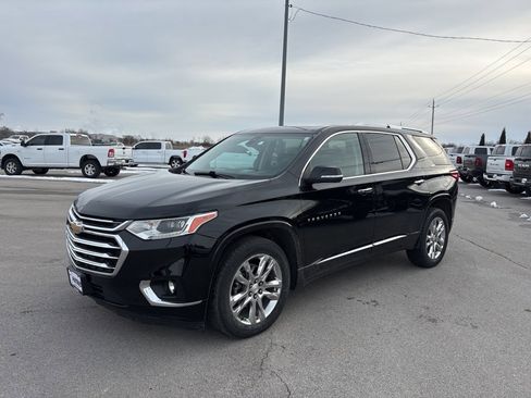 Used 2021 Chevrolet Traverse High Country image 9