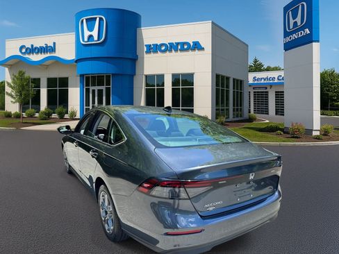 Used 2024 Honda Accord EX image 4