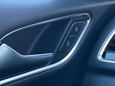 Used 2016 Audi Q3 2.0T Prestige image 41