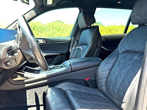 Certified 2024 BMW X7 xDrive40i w/ Executive Package AWD/4WD image 6