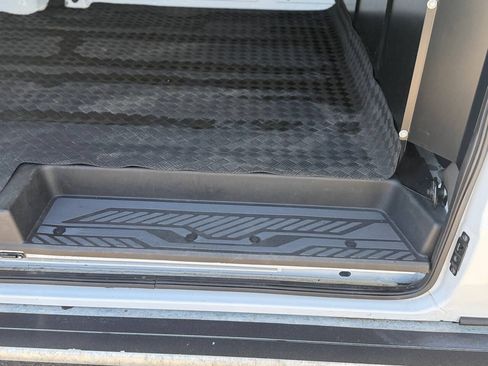 Used 2025 Ford Transit 250 Low Roof w/ Exterior Upgrade Package RWD image 86