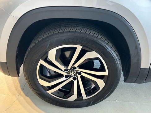 Certified 2023 Volkswagen Atlas SEL image 8