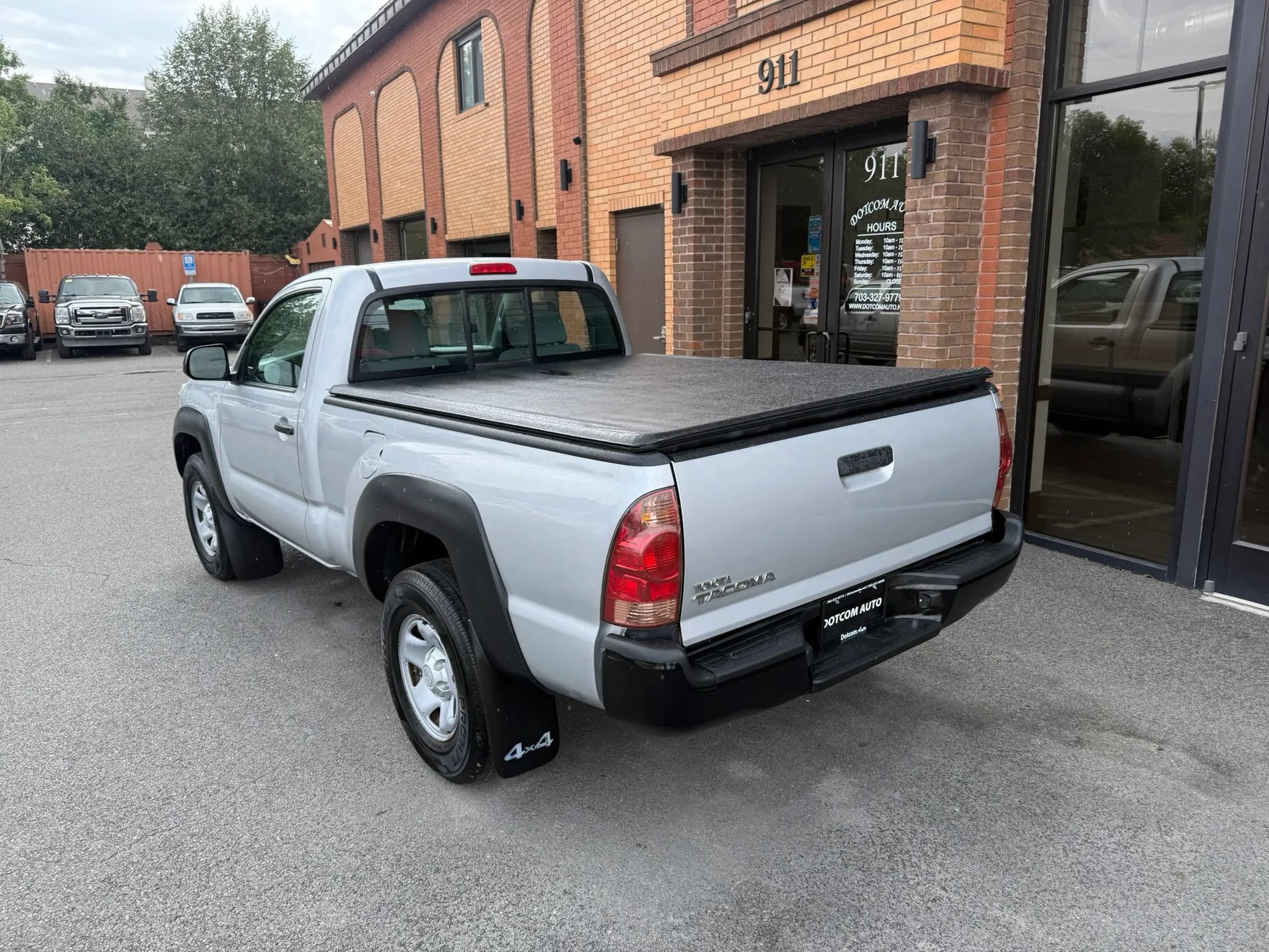 Used 2013 Toyota Tacoma 4x4 Regular Cab image 5