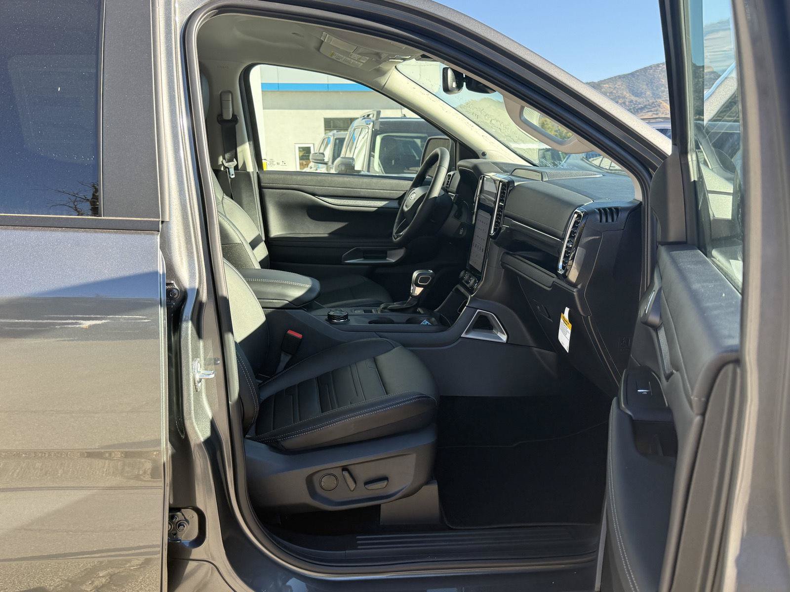 New 2026 Ford Ranger Lariat w/ FX4 Off-Road Package AWD/4WD image 12
