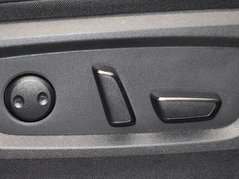 Certified 2025 Nissan Pathfinder SL AWD/4WD image 27