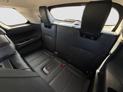 Certified 2023 INFINITI QX60 Sensory image 19