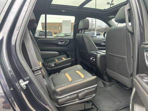 Used 2023 GMC Yukon AT4 w/ AT4 Premium Package AWD/4WD image 28