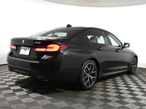 Used 2022 BMW 540i xDrive w/ M Sport Package AWD/4WD image 11