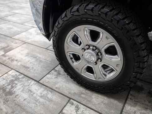 Used 2016 RAM 2500 Laramie image 17