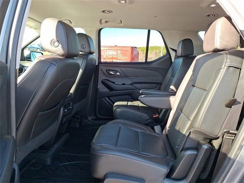 Used 2020 Chevrolet Traverse Premier image 10