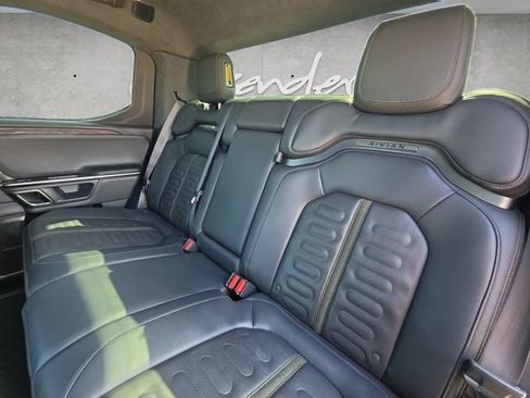 Used 2022 Rivian R1T Adventure AWD/4WD image 22