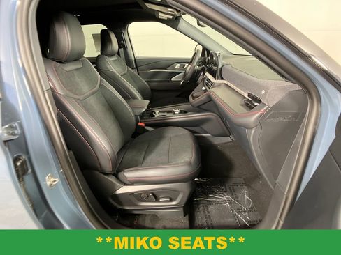 New 2026 Ford Explorer ST w/ Sun And Sound Package image 5