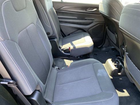 Certified 2023 Jeep Grand Cherokee L Laredo w/ Luxury Tech Group I AWD/4WD image 25