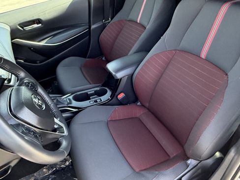 Certified 2025 Toyota Corolla SE FWD image 27