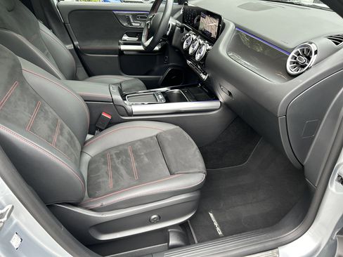 Certified 2025 Mercedes-Benz GLA 250 4MATIC image 49