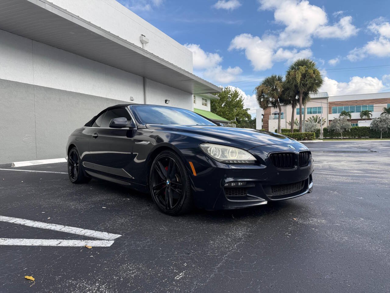 Used 2012 BMW 650i Convertible w/ M Sport Pkg RWD image 2