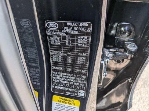 Used 2020 Land Rover Range Rover Evoque S image 24