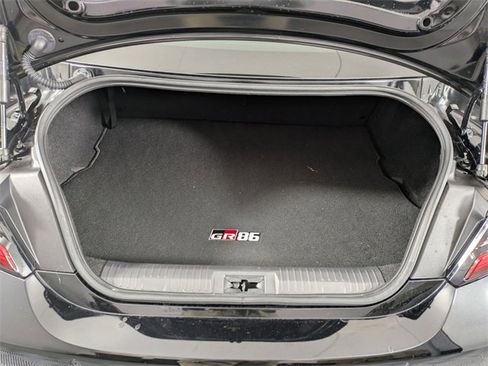 Used 2025 Toyota GR86 Premium image 27