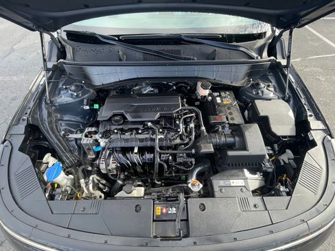 Used 2025 Hyundai Kona SEL image 32