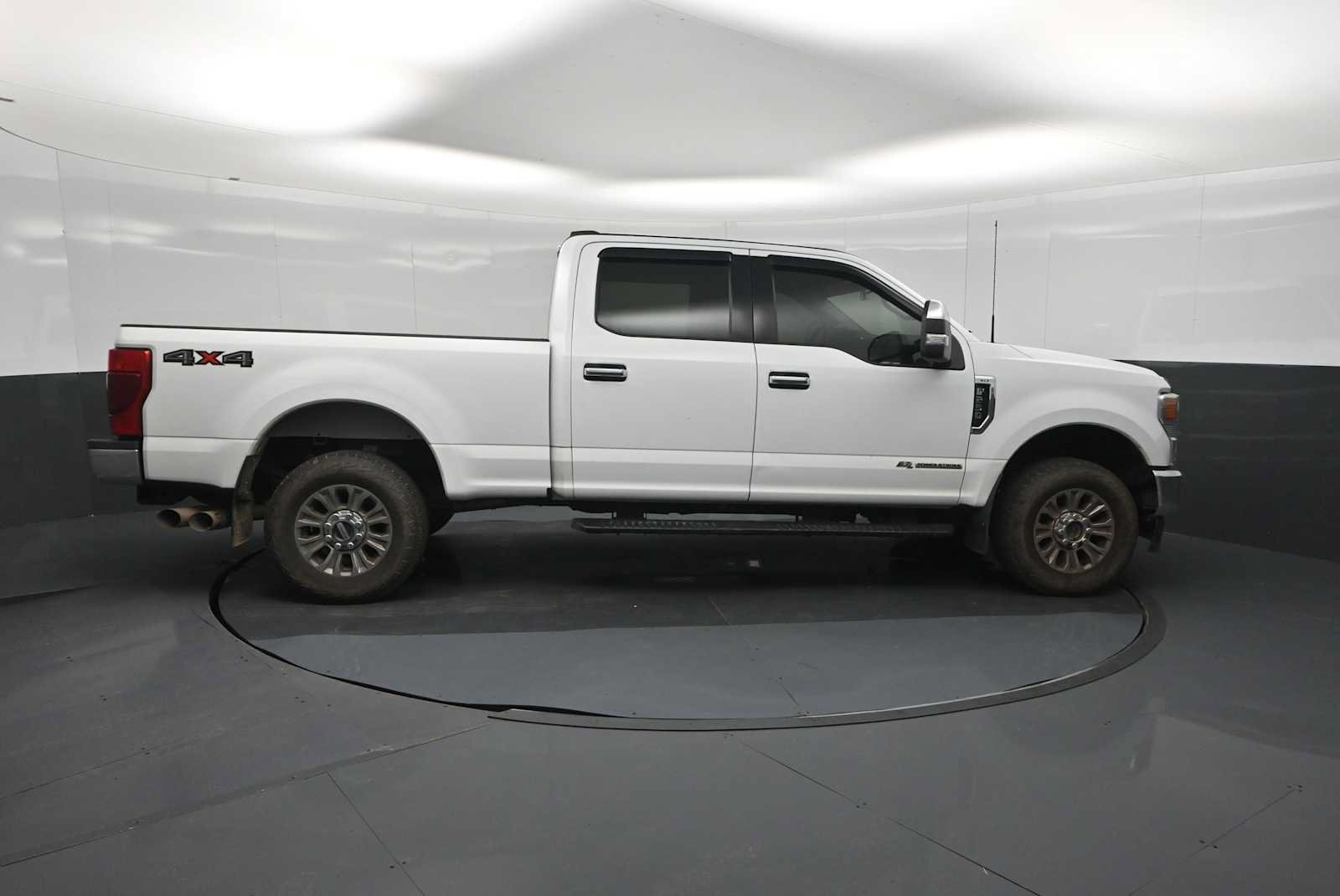 Used 2022 Ford F250 XLT AWD/4WD image 9