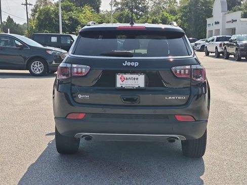Used 2023 Jeep Compass Limited AWD/4WD image 4