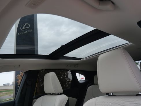 Certified 2025 Lexus RX 350 FWD image 10