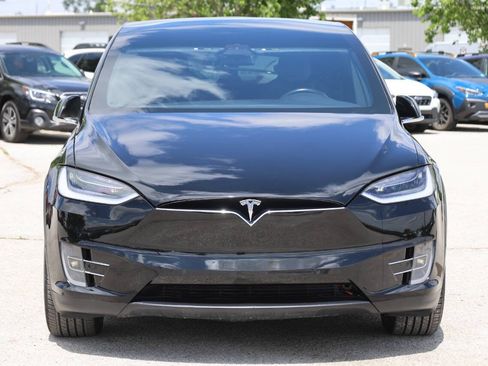 Used 2018 Tesla Model X 75D AWD/4WD image 5