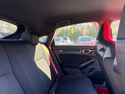 Used 2025 Honda Civic Type R image 28
