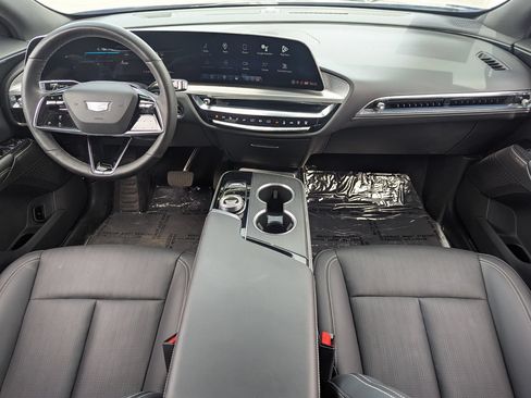 Certified 2024 Cadillac Lyriq Sport RWD image 17