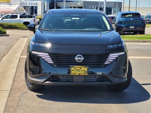 New 2026 Nissan Murano SV AWD/4WD image 2