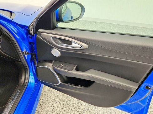 Used 2018 Alfa Romeo Giulia Ti Sport w/ Quick Order Package 22U Sport image 25