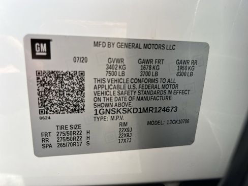 Used 2021 Chevrolet Tahoe Premier w/ Premium Package image 30