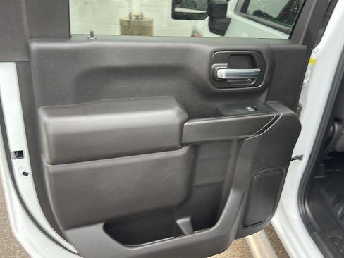 Used 2024 GMC Sierra 2500 Pro w/ Convenience Package image 15