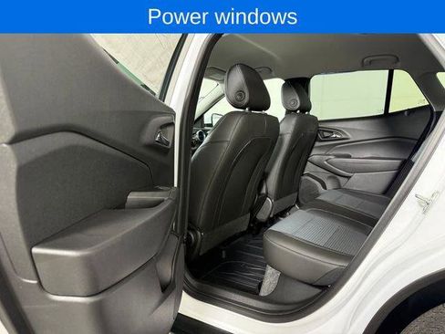 New 2026 Chevrolet Trax LT w/ LPO, Blackout Package image 12