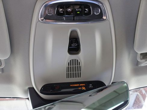 Used 2022 Volvo XC90 T8 Inscription Expression w/ Advanced Package image 31