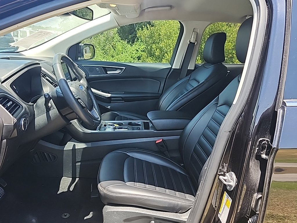 Used 2022 Ford Edge SEL AWD/4WD image 17