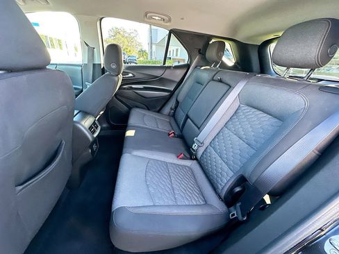 Used 2020 Chevrolet Equinox LT image 23
