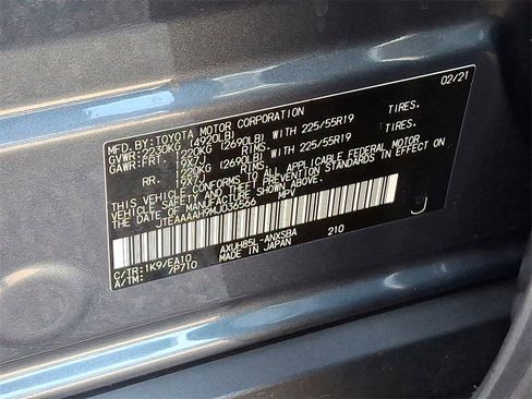 Used 2021 Toyota Venza Limited w/ Carpet Mat Package (TMS) image 28