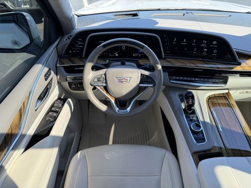 Used 2021 Cadillac Escalade ESV Sport Platinum image 12