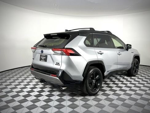 Used 2021 Toyota RAV4 XSE image 9