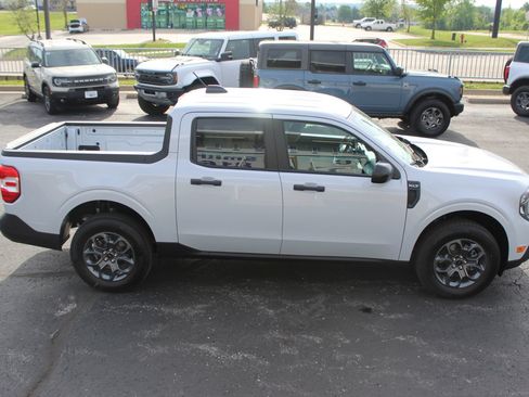 New 2026 Ford Maverick XLT w/ XLT Luxury Package AWD/4WD image 9