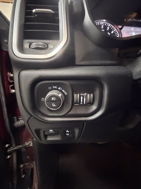 Used 2019 RAM 1500 Big Horn AWD/4WD image 21