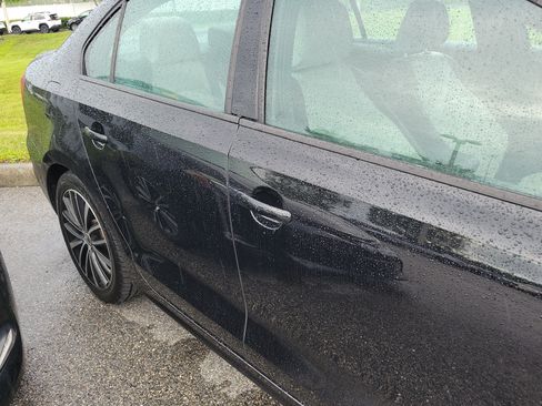 Used 2016 Volkswagen Jetta Sport FWD image 11