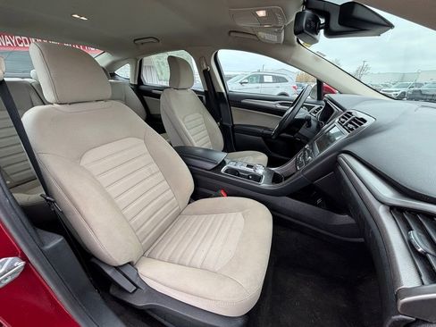 Used 2019 Ford Fusion S image 8