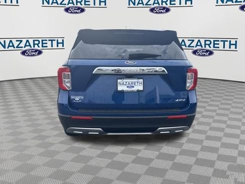 Used 2023 Ford Explorer XLT w/ Equipment Group 202A image 6