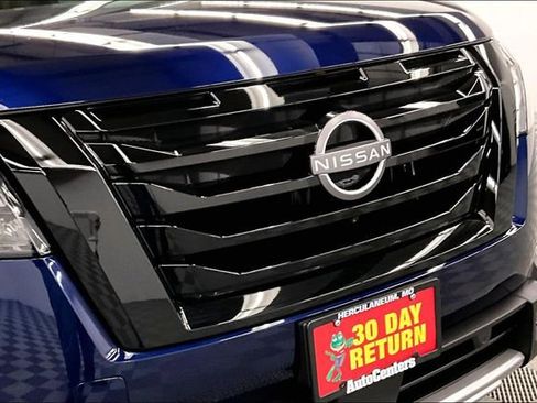 New 2025 Nissan Pathfinder Platinum w/ Lighting Package (N93) image 15