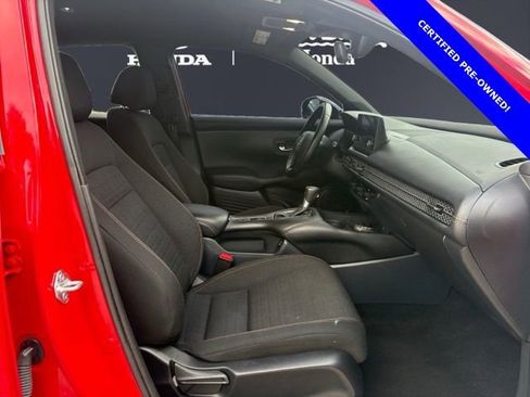 Certified 2025 Honda HR-V Sport image 15