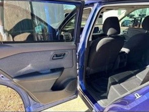 Used 2023 Nissan Rogue S image 10