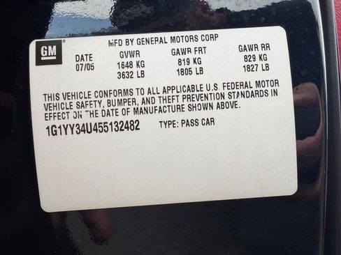 Used 2005 Chevrolet Corvette Convertible RWD image 21